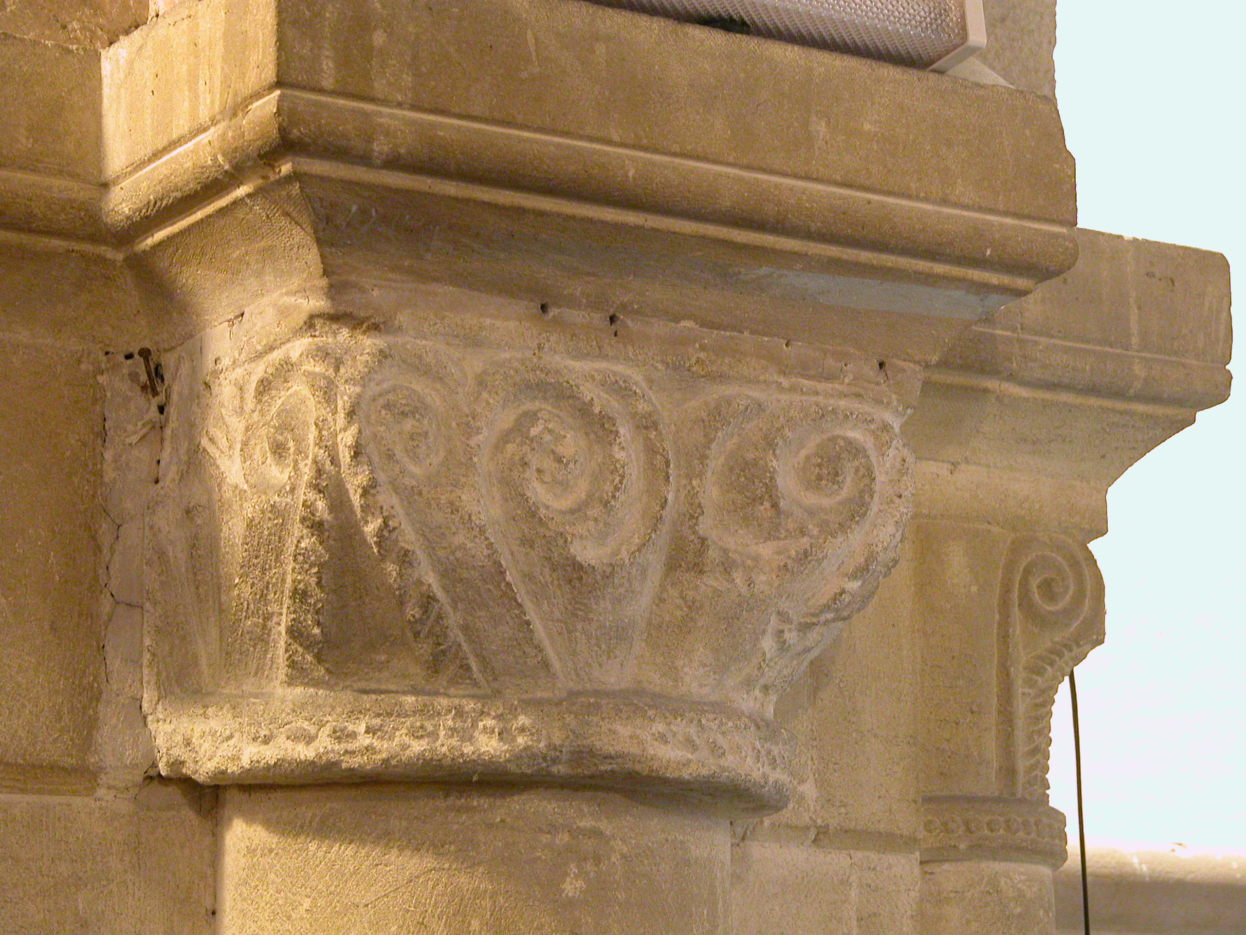 Waterleaf Stone Waterleaf and Flat Leaf capitals | Stories in Stone